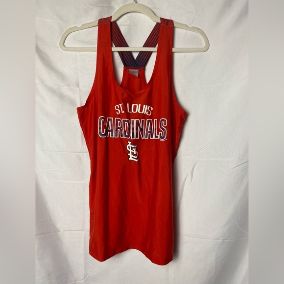 Cardinals‎ red tank top - Picture 2 of 7